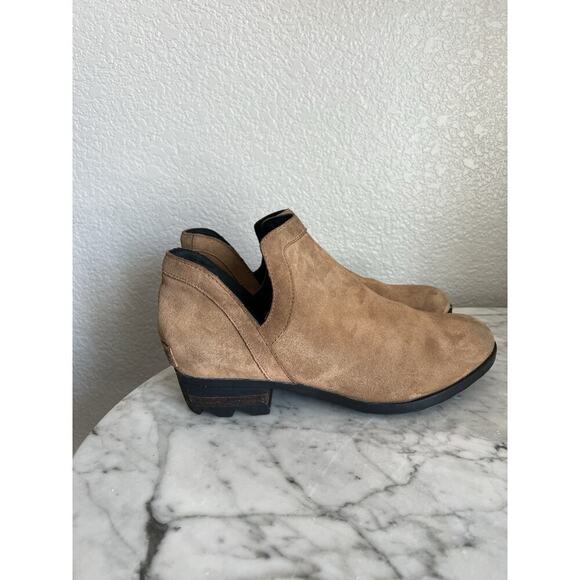 Sorel Lolla Cutout Brown Suede Leather Ankle Boot Women 9 NL2809-224 - Picture 1 of 8